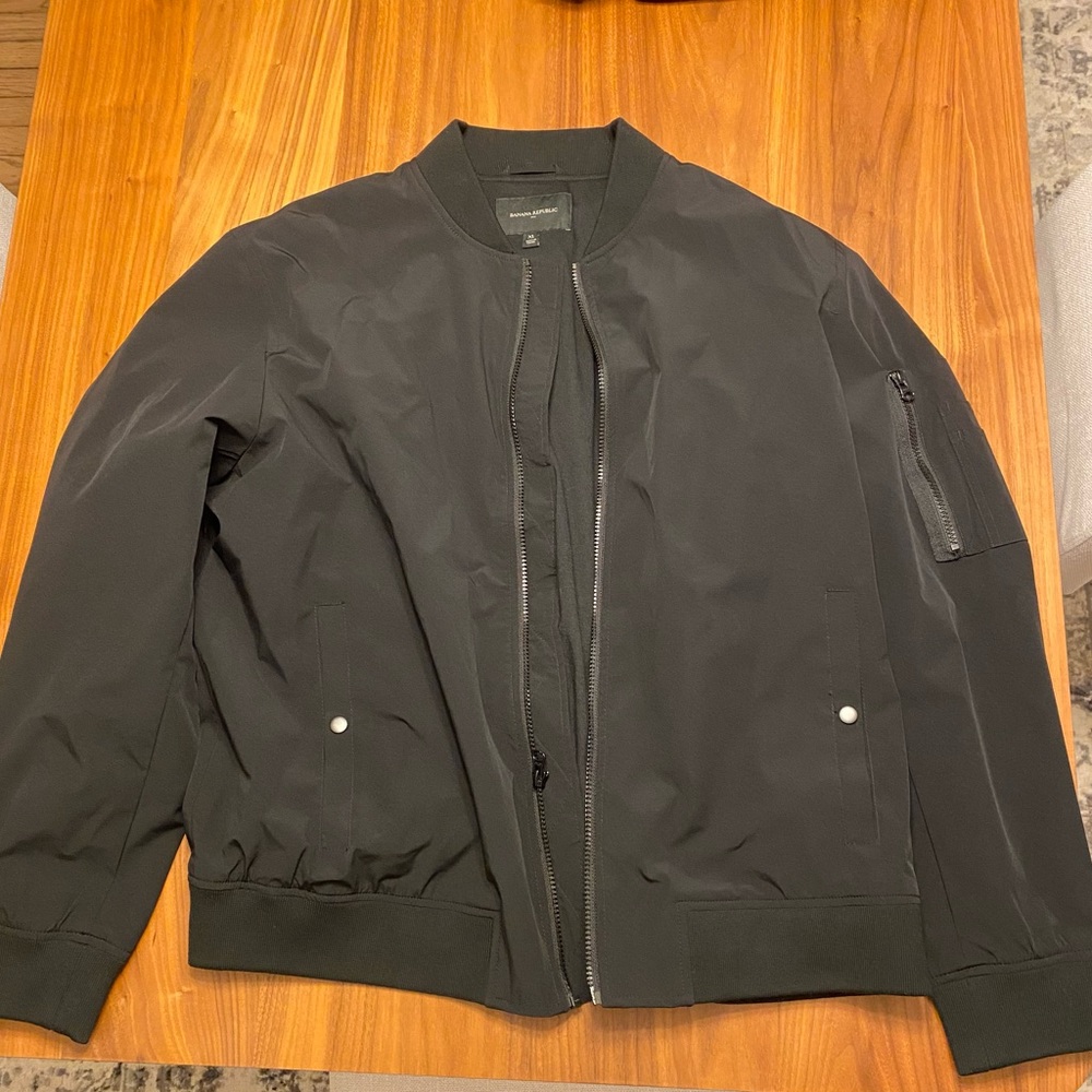 Banana Republic Stretch Bomber Xl